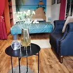 Asian Vibe Apartment
