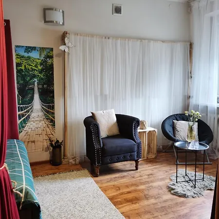 Asian Vibe Apartment Warsaw